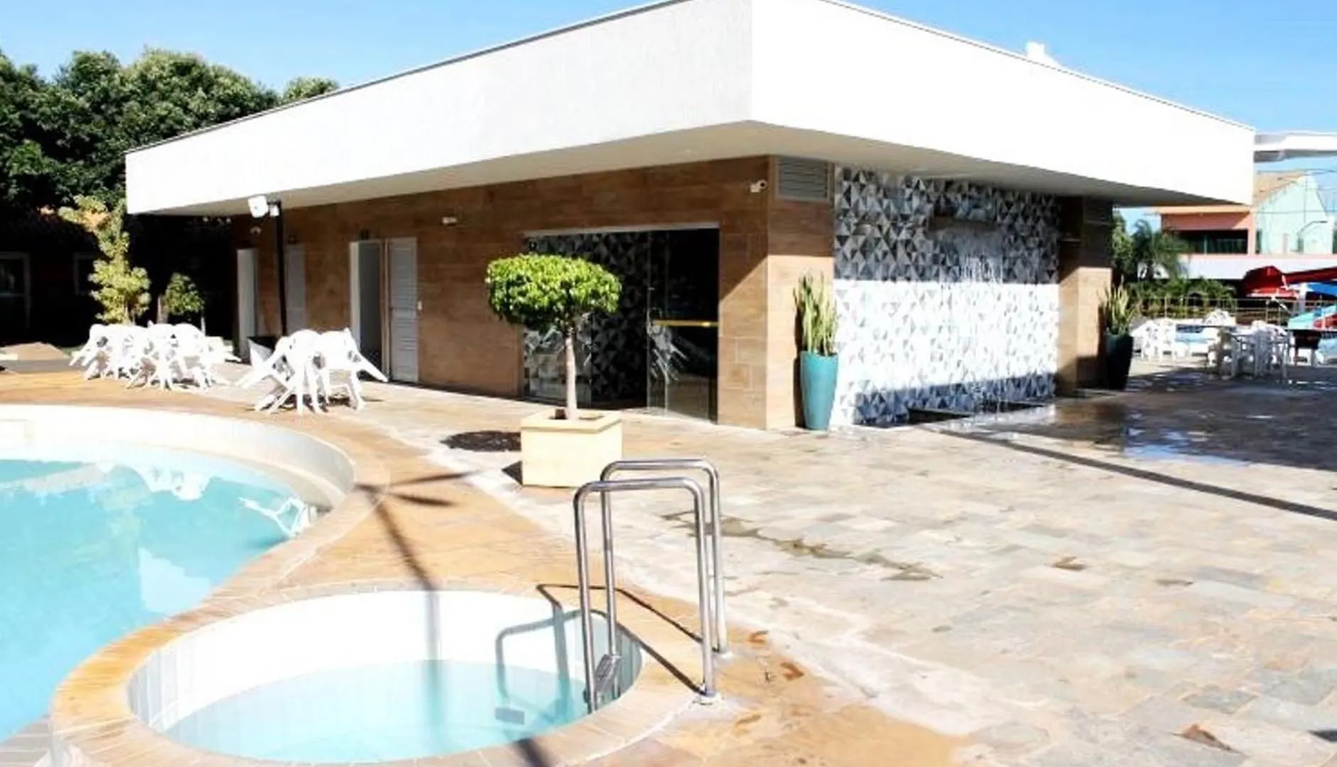 diRoma Fiori com roupa de cama, geladeira, fogão cozinha completa, parque aquático e garagem Apartamento Caldas Novas
